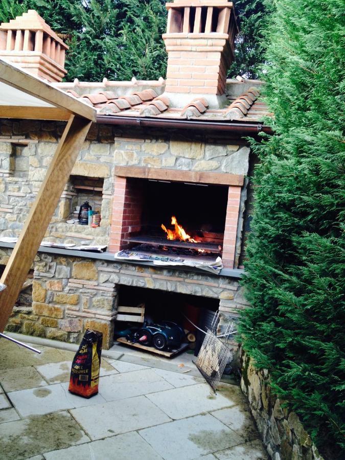 Appartamento In Villa Con Piscina - Mhateria Relais Rignano sullʼArno Exterior foto